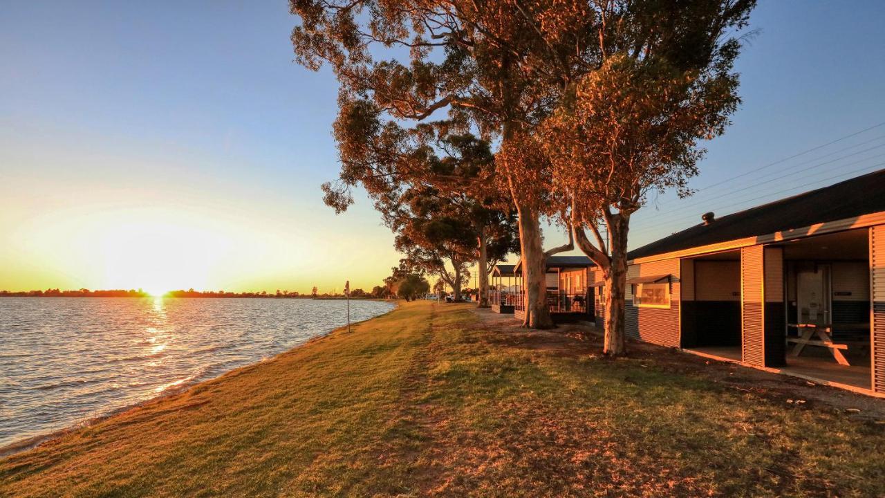 Lake Boga Caravan Park 外观 照片