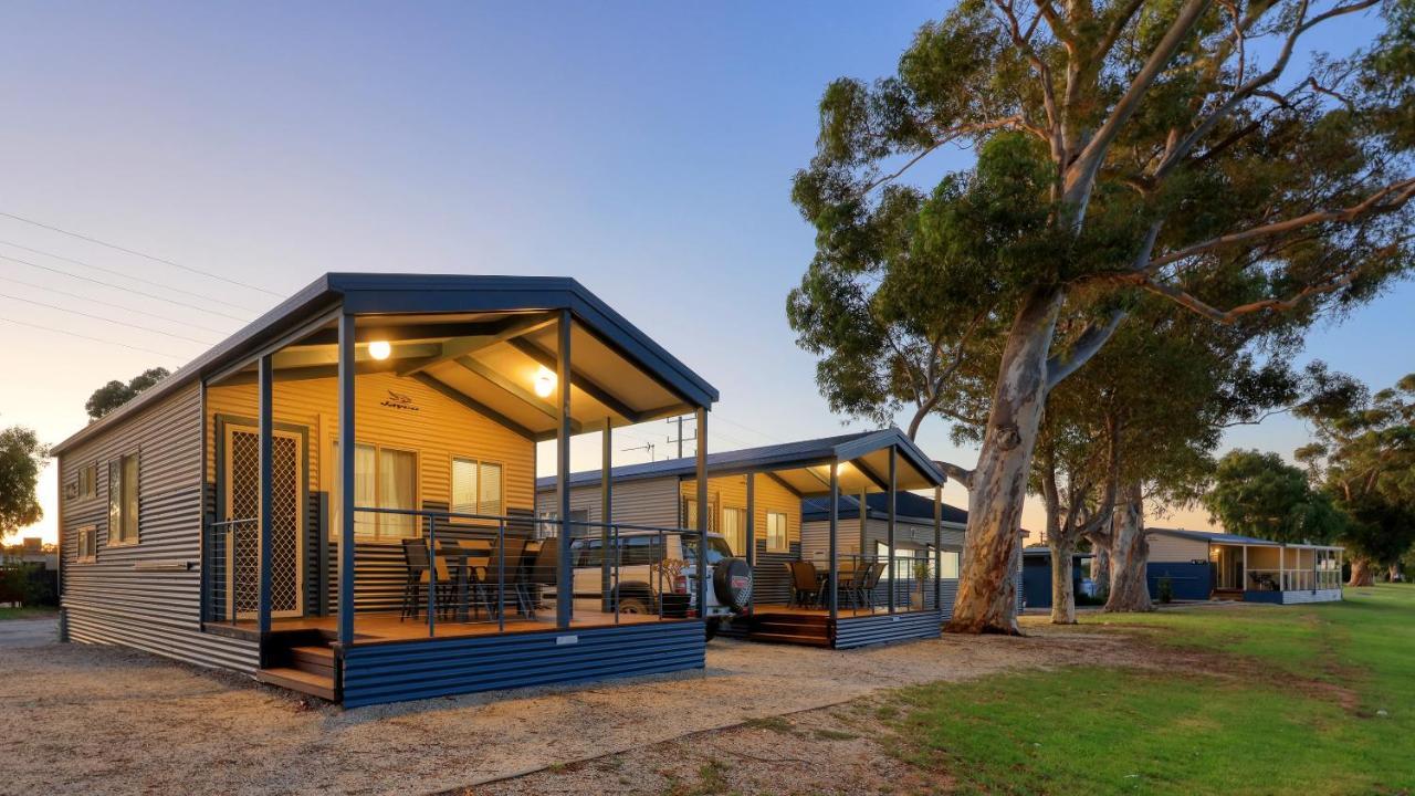 Lake Boga Caravan Park 外观 照片