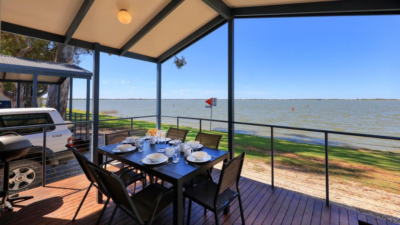 Lake Boga Caravan Park 外观 照片