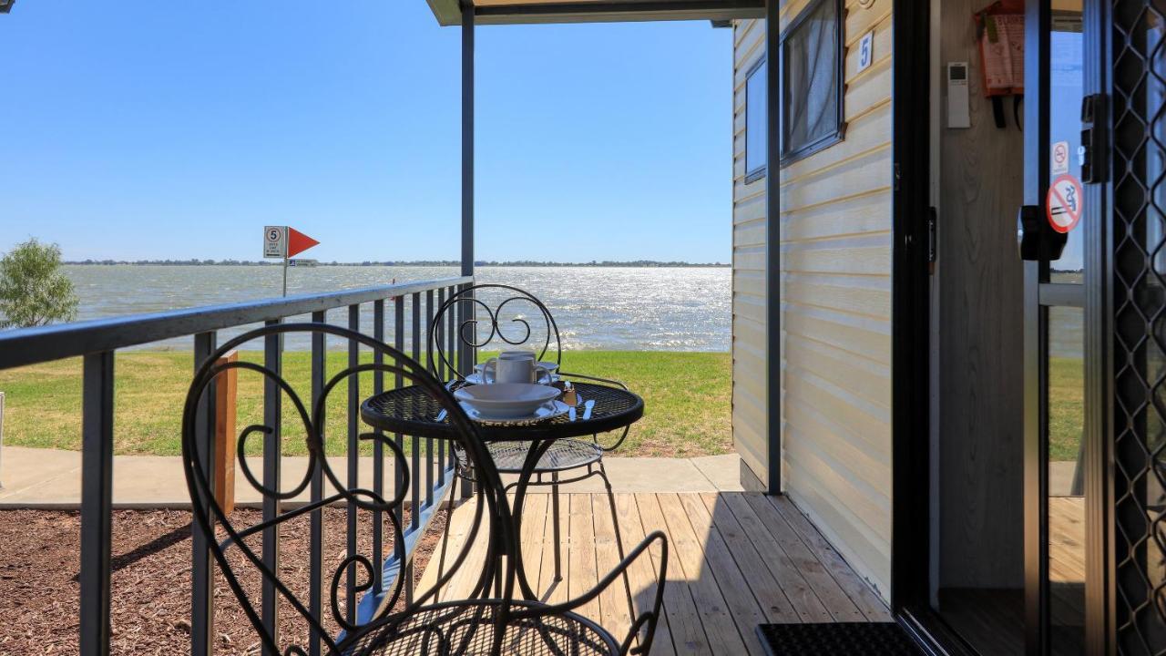 Lake Boga Caravan Park 外观 照片