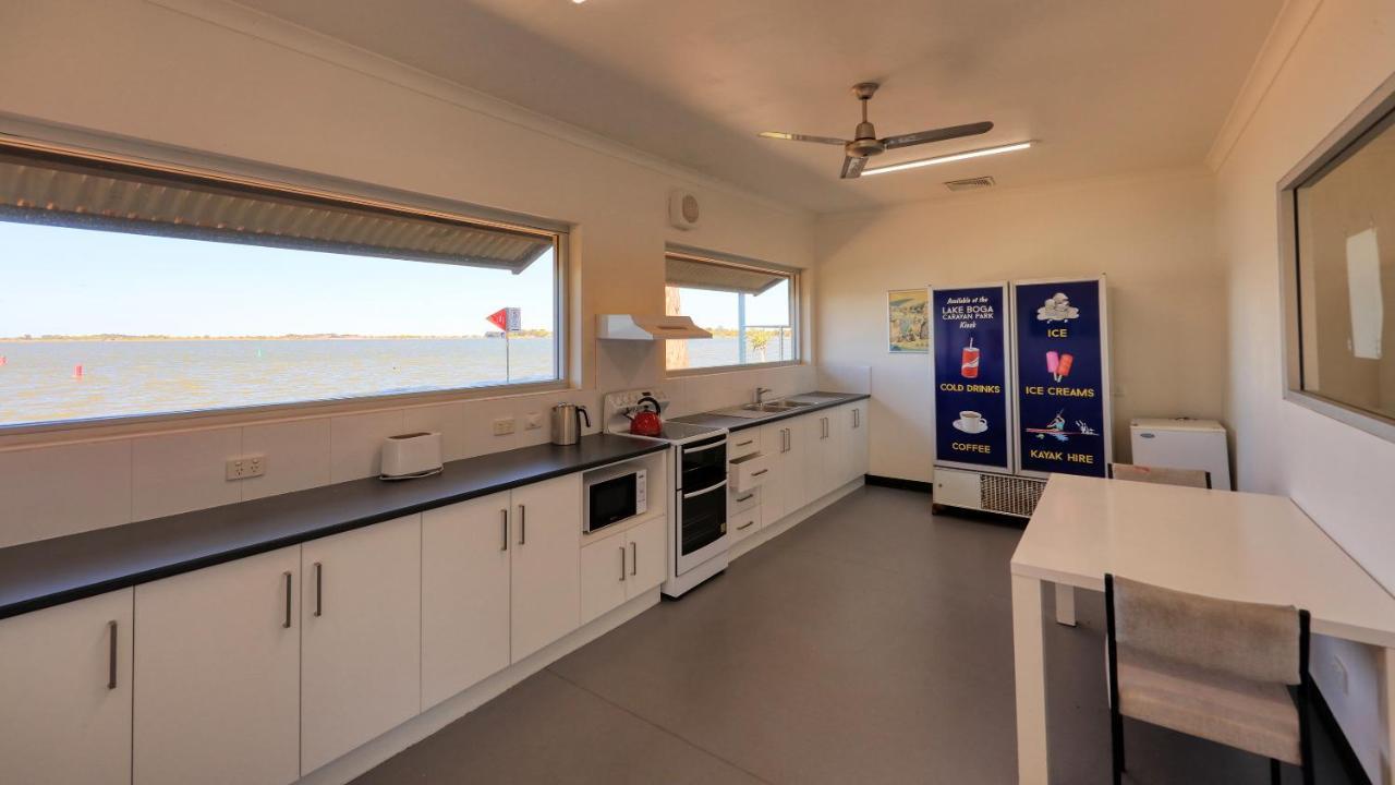 Lake Boga Caravan Park 外观 照片