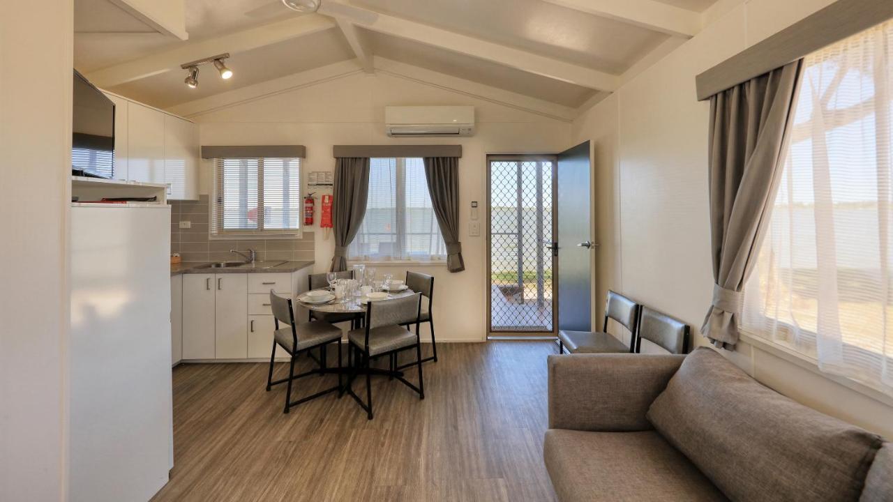 Lake Boga Caravan Park 外观 照片