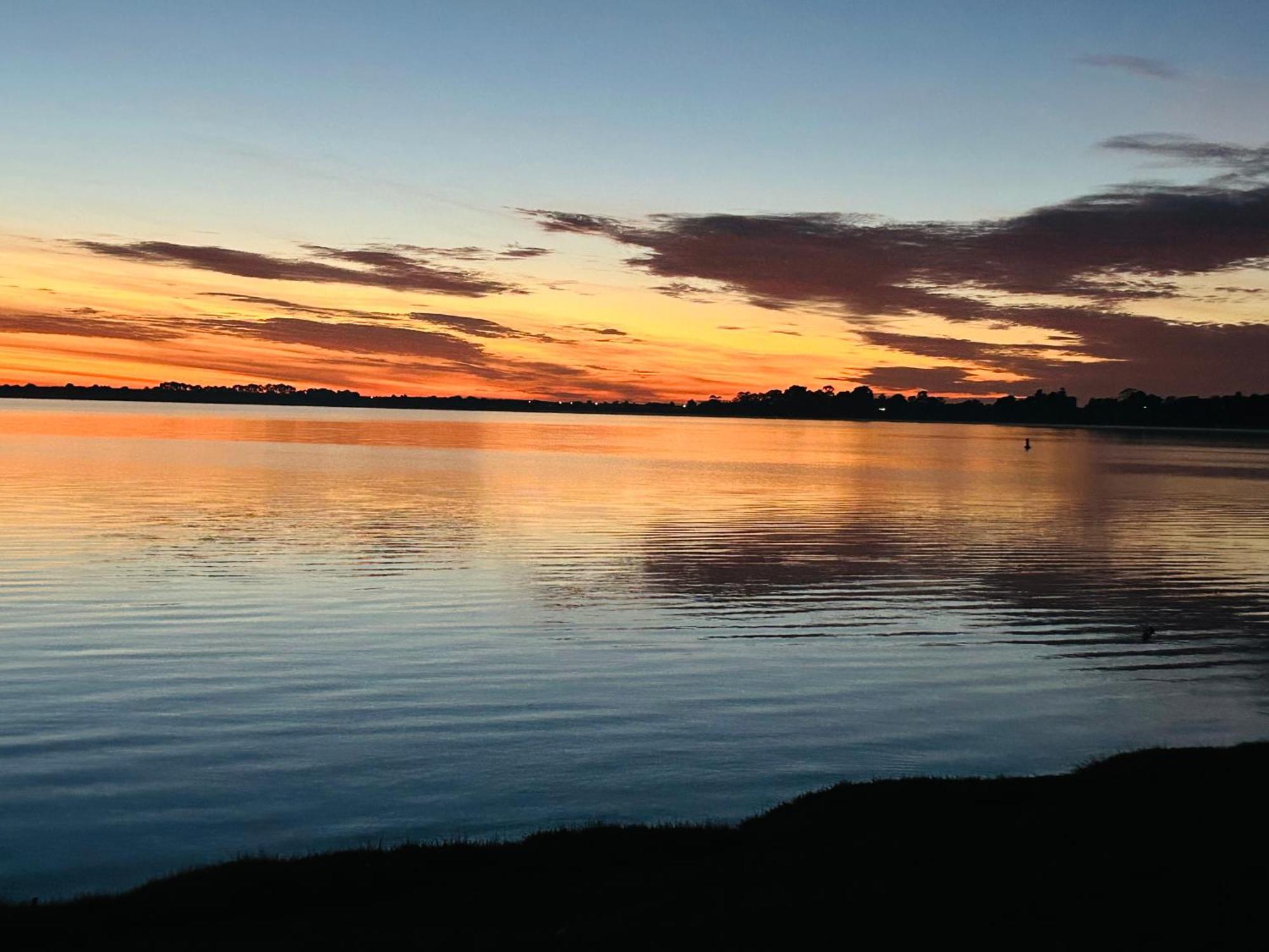 Lake Boga Caravan Park 外观 照片
