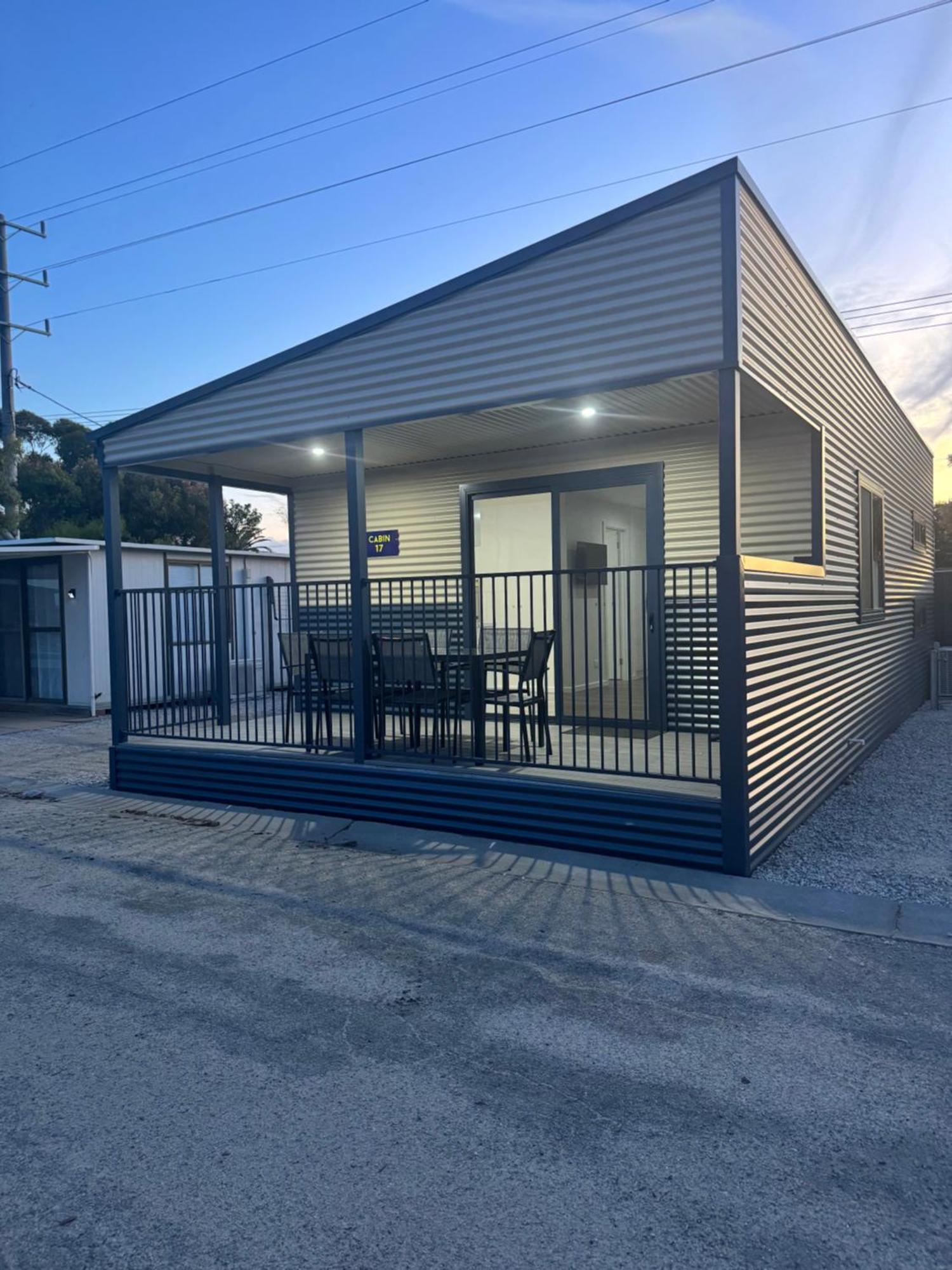 Lake Boga Caravan Park 外观 照片